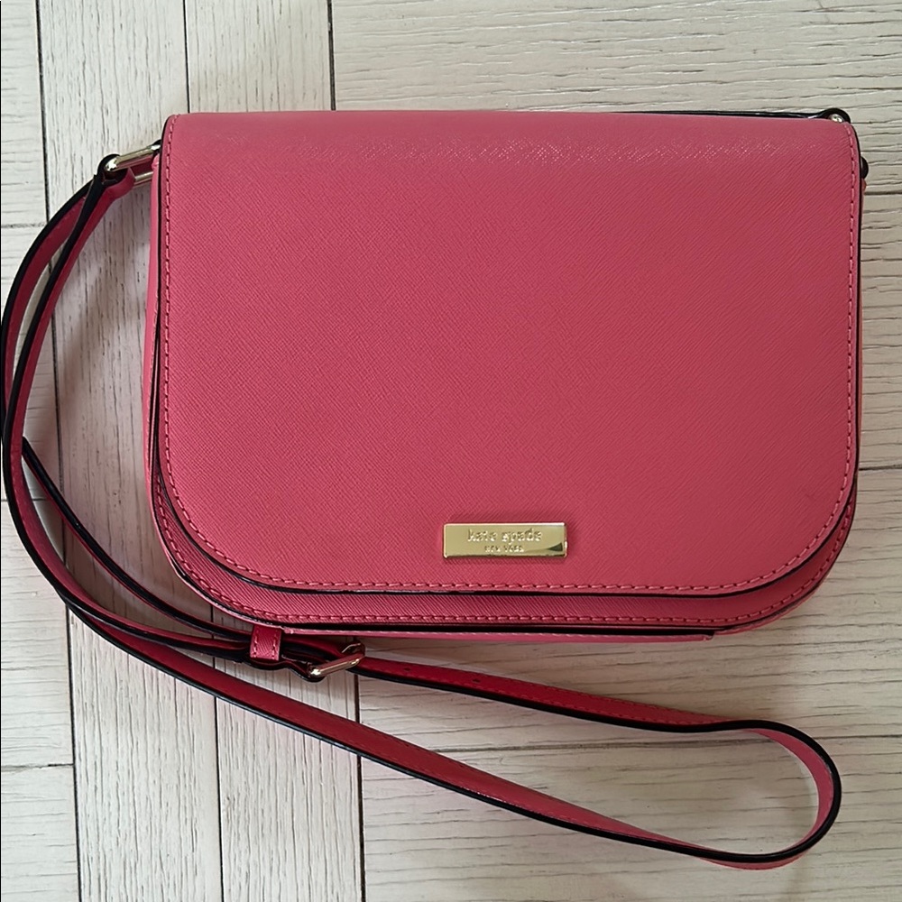 Kate Spade Coral Pink Crossbody Bag LIKE NEW